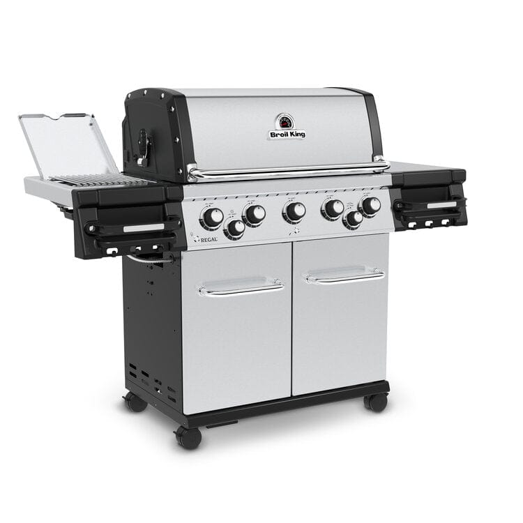 Broil King Regalâ„¢ S 590 Pro 5-Burner Gas Grill outdoor kitchen empire