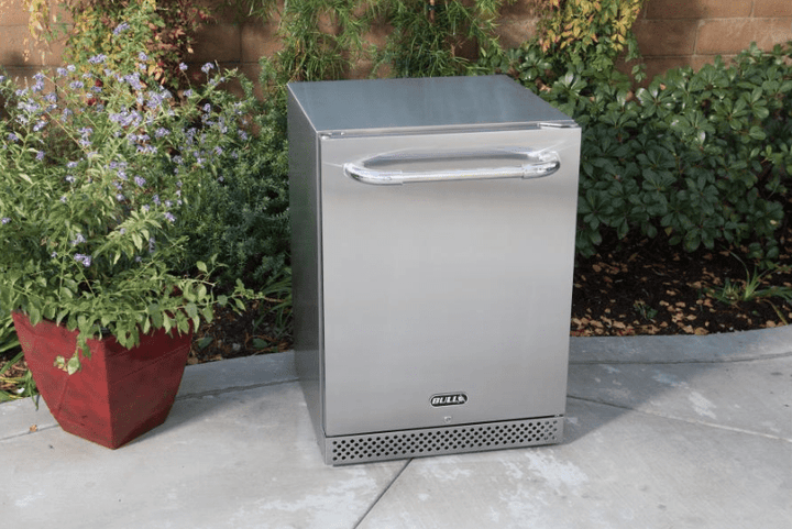 Bull Grills Outdoor Rated 4.9 cu. ft. Refrigerator 13700 outdoor kitchen empire