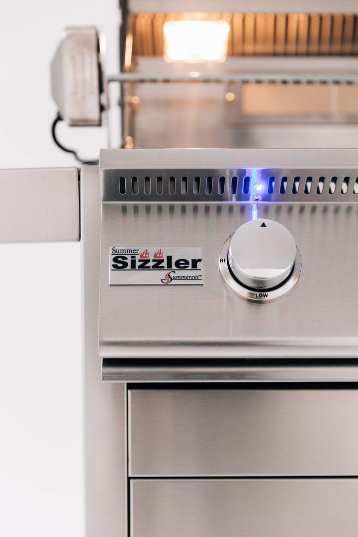 Summerset Sizzler Pro 32" 4-Burner Built-In Gas Grill SIZPRO32 outdoor kitchen empire